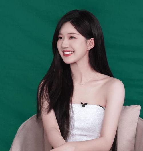 娱乐圈吃瓜爆料赵露思,娱乐圈爆料中的甜蜜与争议