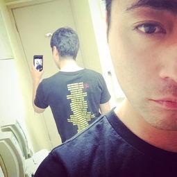 山田孝之生活照,窥见明星日常的温馨瞬间